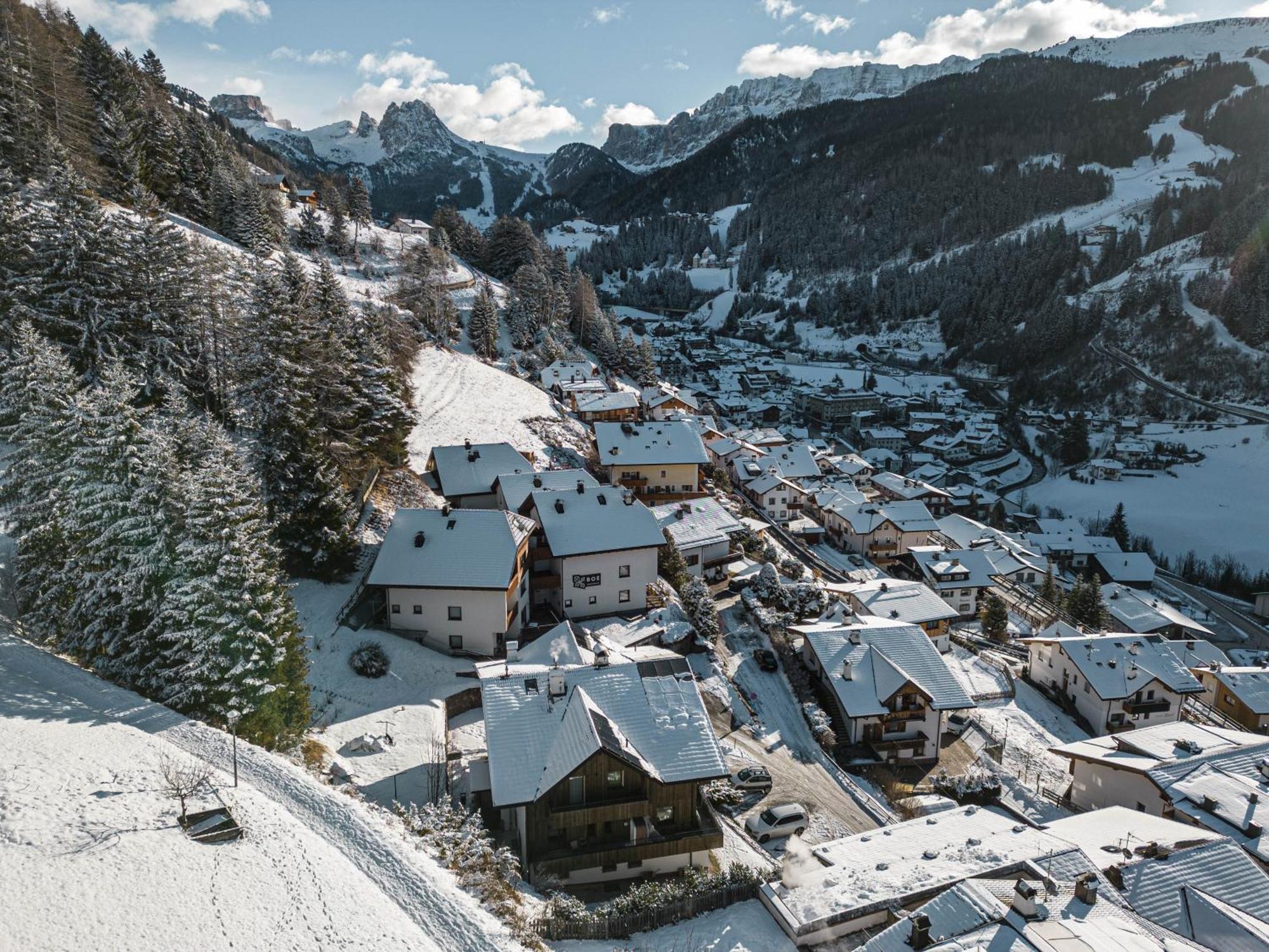 Enjoy Dolomites - Chalet Santa Cristina Val Gardena Exterior foto